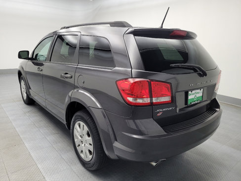 Used 2018 Dodge Journey SE image 5