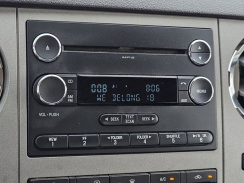 Used 2016 Ford F250 XLT w/ XLT Value Package image 25