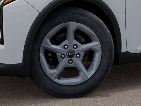 New 2025 Kia K4 LXS image 9