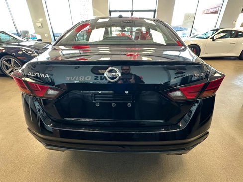 Used 2022 Nissan Altima 2.5 SR image 8