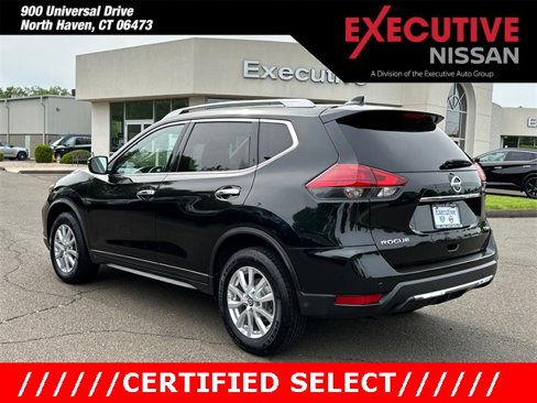 Certified 2020 Nissan Rogue SV image 4