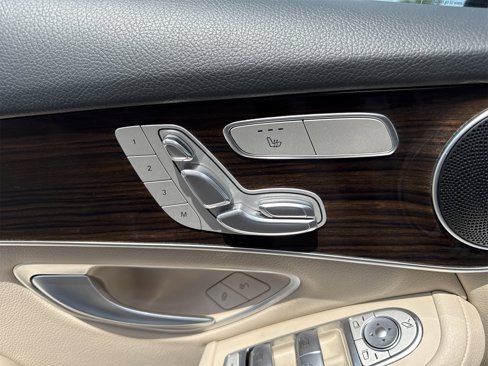 Certified 2021 Mercedes-Benz GLC 300 image 39