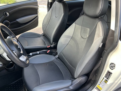 Used 2009 MINI Cooper Hardtop image 4