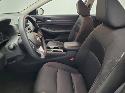 Used 2024 Nissan Altima 2.5 SV image 17
