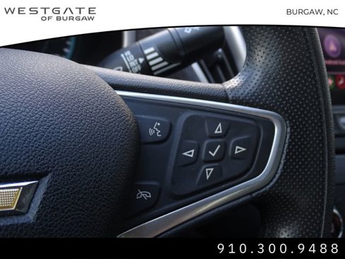 Used 2022 Chevrolet Malibu LT image 23