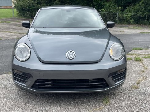 Used 2017 Volkswagen Beetle 1.8T S image 8