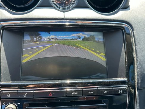 Used 2015 Jaguar XJ L Portfolio image 30