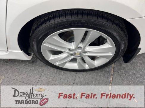 Used 2015 Chevrolet Cruze LTZ w/ Sun, Sound and Sport Package image 22