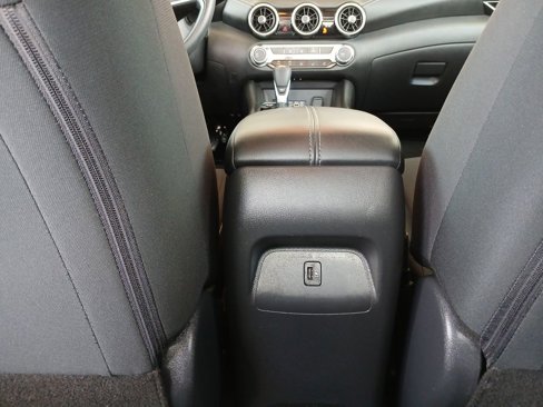 Used 2024 Nissan Sentra SV image 12