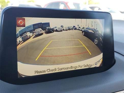 Used 2017 MAZDA MAZDA3 Grand Touring image 10
