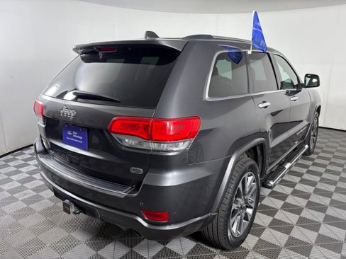 Used 2017 Jeep Grand Cherokee Overland image 7