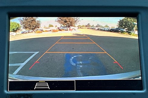 Used 2023 Chevrolet Equinox LT w/ Driver Convenience Package image 13