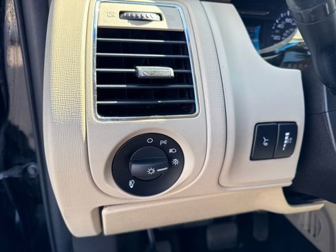 Used 2016 Ford Flex Limited image 25