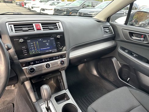 Used 2017 Subaru Outback 2.5i Premium image 16