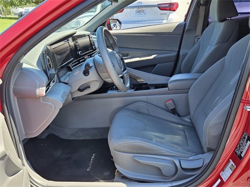 Used 2021 Hyundai Elantra SEL w/ Convenience Package image 19