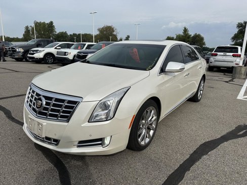 Used 2013 Cadillac XTS Premium image 12