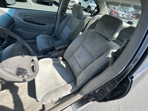Used 2003 Nissan Maxima GXE image 11