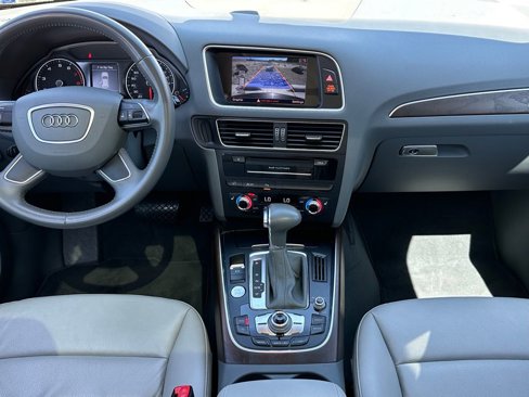 Used 2015 Audi Q5 2.0T Premium Plus w/ Technology Package image 10