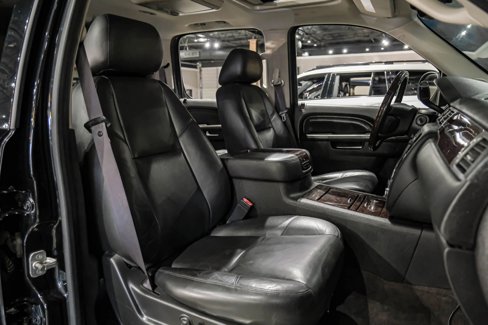 Used 2012 GMC Yukon XL Denali image 30