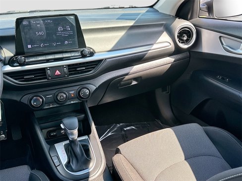 Certified 2023 Kia Forte LXS image 21