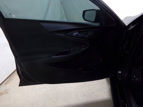 Used 2016 Chevrolet Malibu LT image 14