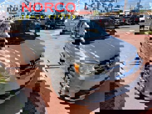 Used 2014 Dodge Grand Caravan SE w/ Quick Order Package 29E SE image 2