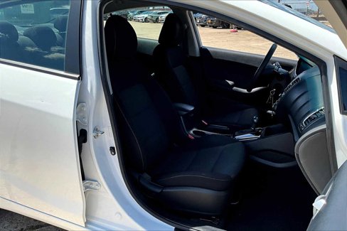 Used 2017 Kia Forte LX image 8