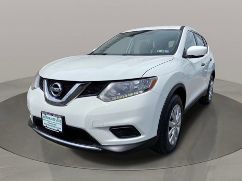 Used 2016 Nissan Rogue S image 2