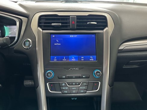Used 2020 Ford Fusion SE image 37