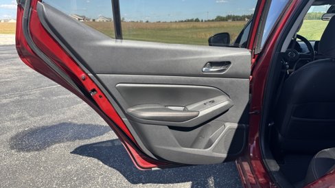 Used 2020 Nissan Altima 2.5 SR w/ Premium Package image 12