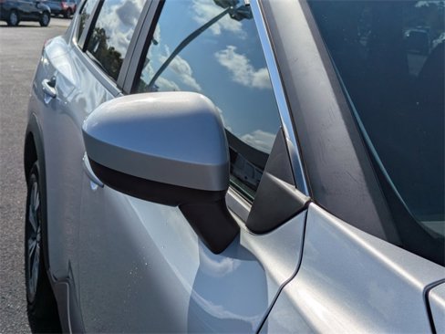 Used 2023 Nissan Rogue SV image 11