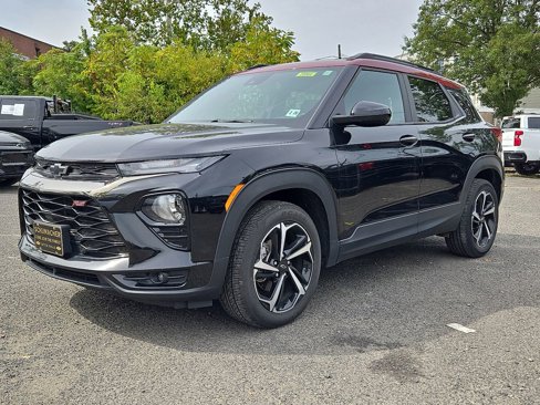 Used 2021 Chevrolet TrailBlazer RS w/ Sun and Liftgate Package image 3