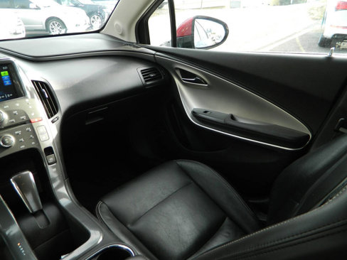 Used 2012 Chevrolet Volt Premium w/ Premium Trim Package image 16