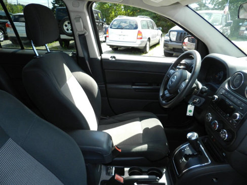 Used 2014 Jeep Compass Sport image 11