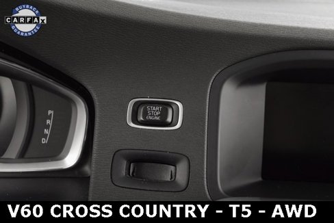 Used 2016 Volvo V60 T5 Cross Country w/ Climate Package image 27