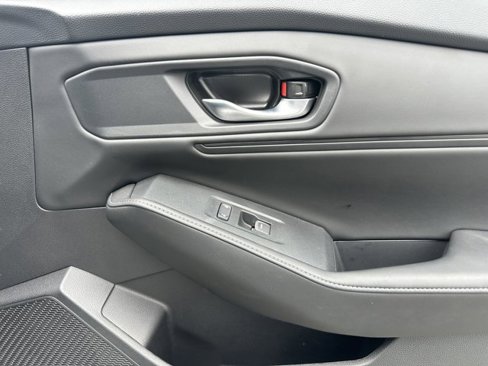 Used 2023 Honda Accord Sport image 18