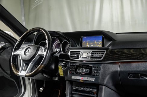 Used 2015 Mercedes-Benz E 350 Sedan image 21