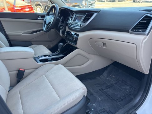 Used 2017 Hyundai Tucson SE image 33