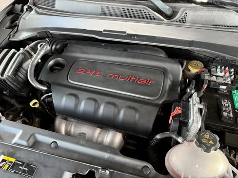 Used 2019 Jeep Compass Limited image 40