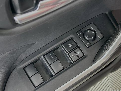Certified 2020 Toyota RAV4 XLE image 22