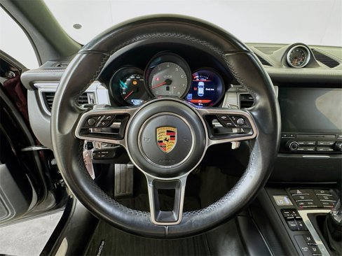 Used 2017 Porsche Macan GTS image 9