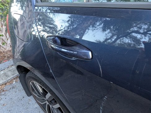 Used 2016 Volkswagen Golf SE image 17