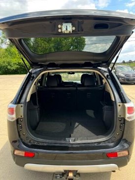 Used 2015 Mitsubishi Outlander SE image 24