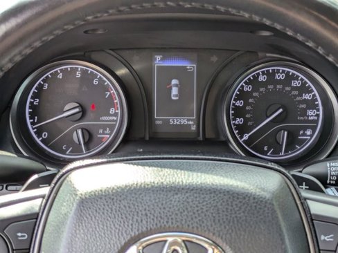 Used 2022 Toyota Camry SE image 24