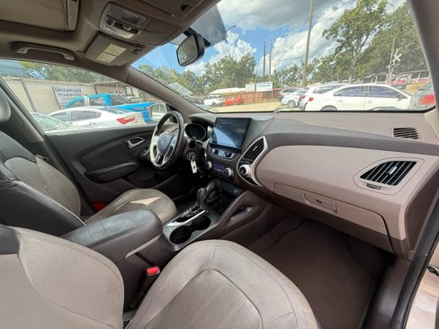 Used 2011 Hyundai Tucson Limited w/ Premium Pkg 3 image 15