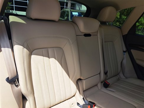 Used 2019 Audi Q5 2.0T Premium Plus w/ Premium Plus Package image 16