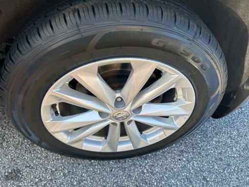 Used 2018 Nissan Rogue Sport S w/ S Appearance Package image 20