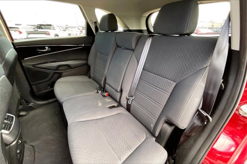 Used 2018 Kia Sorento LX image 19