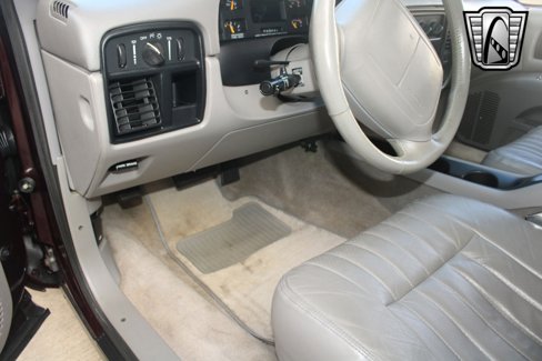 Used 1995 Chevrolet Impala SS image 17
