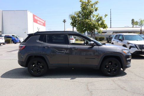 Used 2019 Jeep Compass Altitude image 3